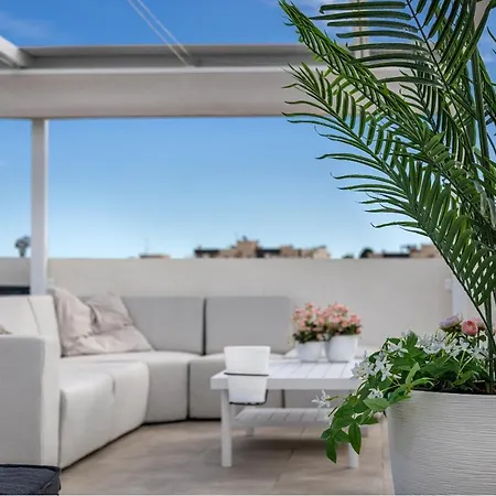 6 Persoons Penthouse Met Dakterras En Jacuzzi * San Miguel De Salinas