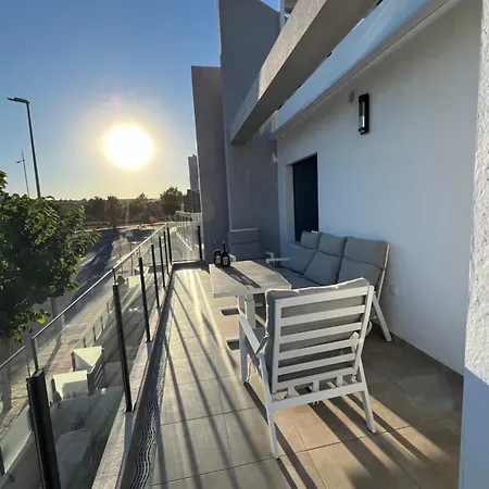 6 Persoons Penthouse Met Dakterras En Jacuzzi San Miguel De Salinas