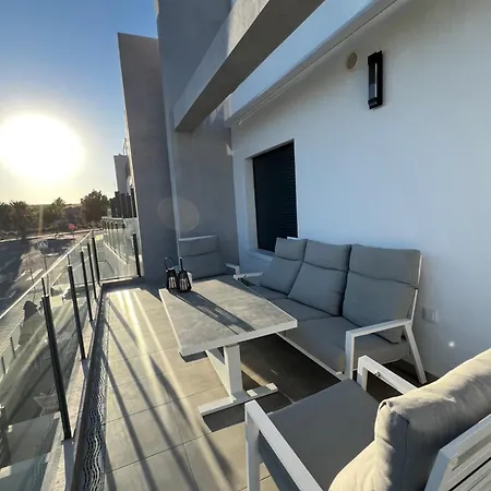 Appartement 6 Persoons Penthouse Met Dakterras En Jacuzzi