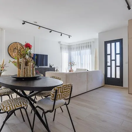 Διαμέρισμα 6 Persoons Penthouse Met Dakterras En Jacuzzi